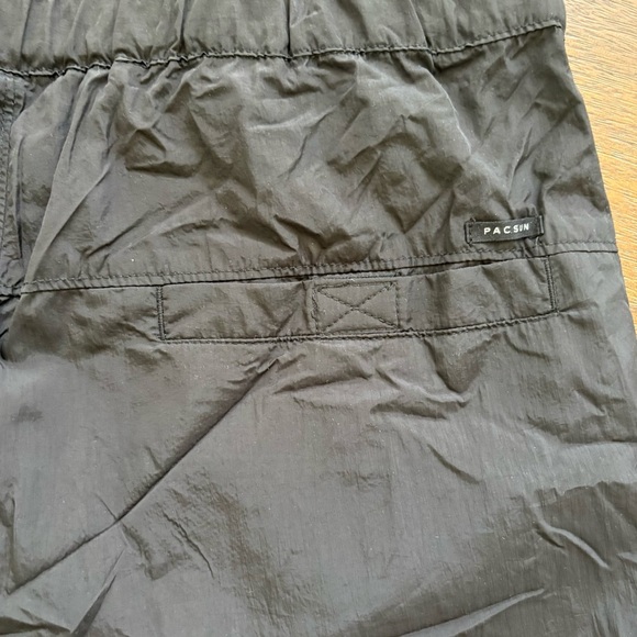 PacSun Men's M Volley Buckle 6” Shorts Elastic Waist Pockets Black Nylon Mesh - Picture 10 of 13